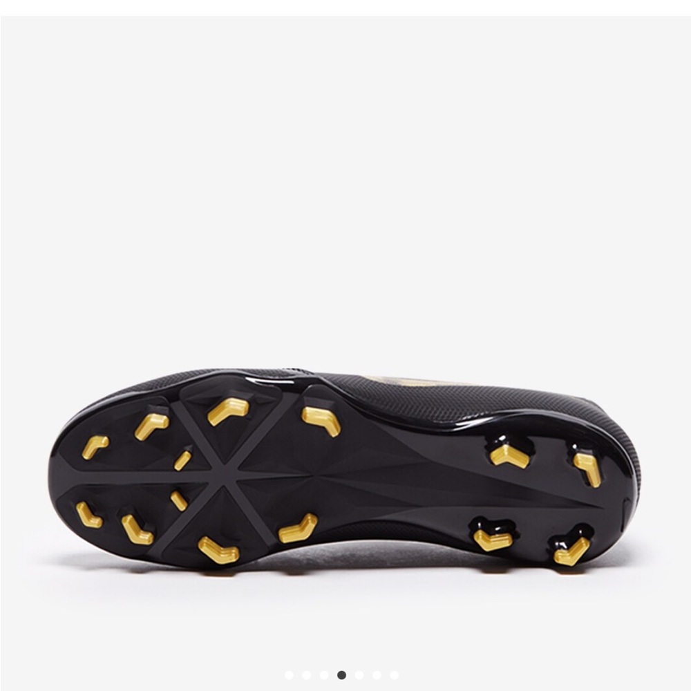 NIKE KIDS PHANTOM VNM CLUB FG CLEATS - Picture 4 of 12